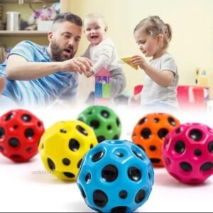 pack of 2 High Resilience Hole Ball Soft Bouncy Ball Anti-fall Moon Shape Porous Bouncy Ball Kids Indoor Outdoor Balls High Bouncing Moon Stress Ball (random color)