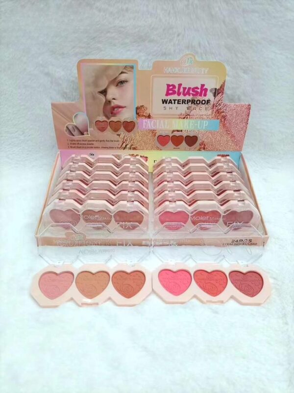 1 pcs Blush waterproof shy face Facial Make up 3 Colors Blush Kit (Random color)