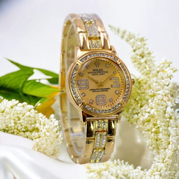 (without box ) Rolex Quartz Luxurious  Watches for girls - Image 3