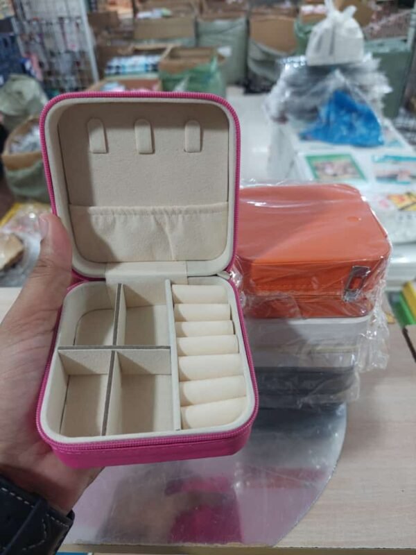 Travel Leather Pocket Jewellery Organizer Box (Mix/Random color) - Image 3