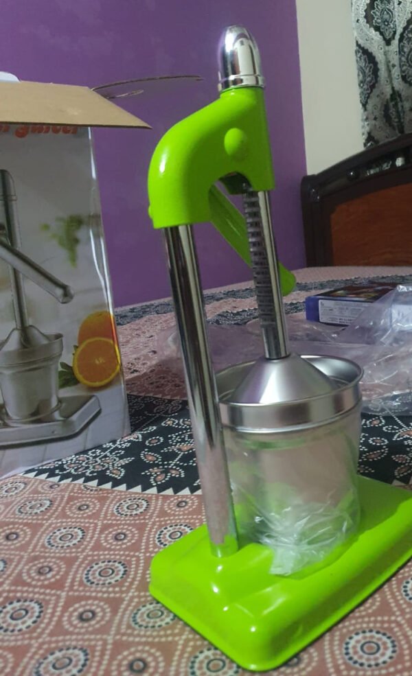 Manual Juicer, Hand Press Citrus Presser with Stainless Steel Cup, Portable Countertop Juice Squeezer for Lemon (Random color) - Image 7