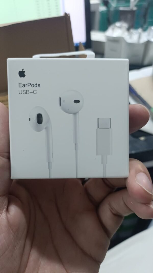 Apple EarPods with USB C Wired handsfree - Image 7