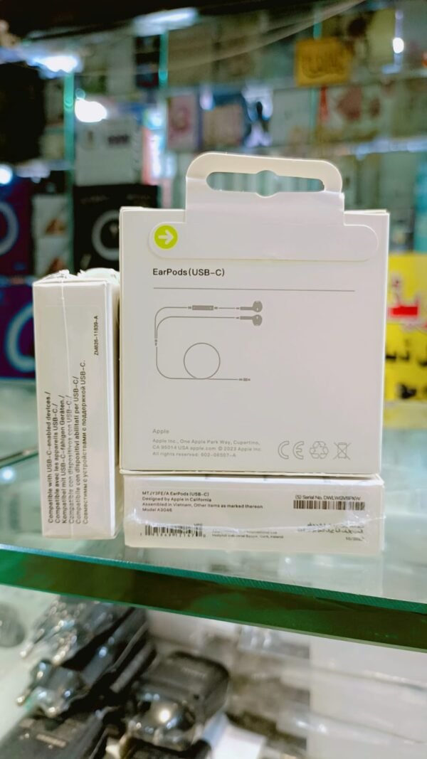 Apple EarPods with USB C Wired handsfree - Image 6