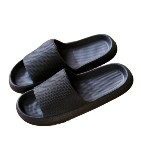 Thick Platform Bathroom Home Slippers Cloud Slippers Women Soft Sole EVA Indoor Slides Sandals Summer Non-Slip Flip Flops