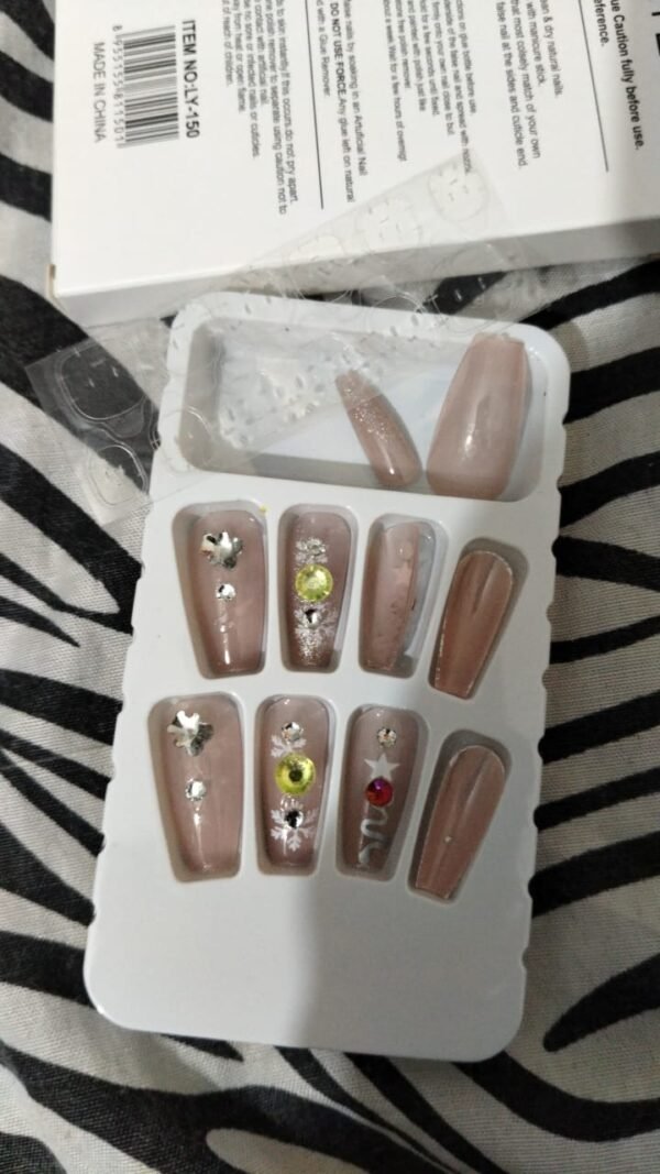 10 PCs Fake Nails False Nails Wearable Nails Stylish Pattern Artificial Nails | Fake Nails For Girls | Artificial Nails For Women with Sticking Dots ( Random Design ) - Image 3