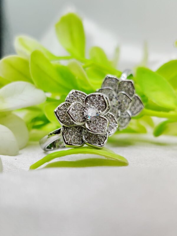 1 Piece Imported Moveable Luxurious Petal Bloom Adjustable Ring – 2 Stunning Color Variants🌟 | Luxurious Design Ring | Adjustable Ring | Ring For Girls & Women ✨ - Image 3