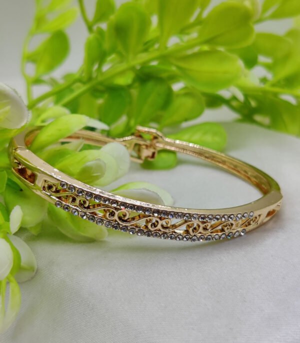 1 Piece Imported Elegant Adjustable Bracelet with Different Design | Twisted, Heart, Chevron, Dazzling Crossed, Intricately Crafted Design | Adjustable Bracelet – Best Quality Artificial Bracelet For Girls & Women ( Golden )