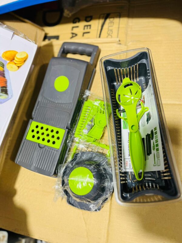 12 in 1 Multifunctional Vegetable Slicer Cutter Shredders Slicer With Basket Fruit Potato Chopper Carrot Grater - Image 6